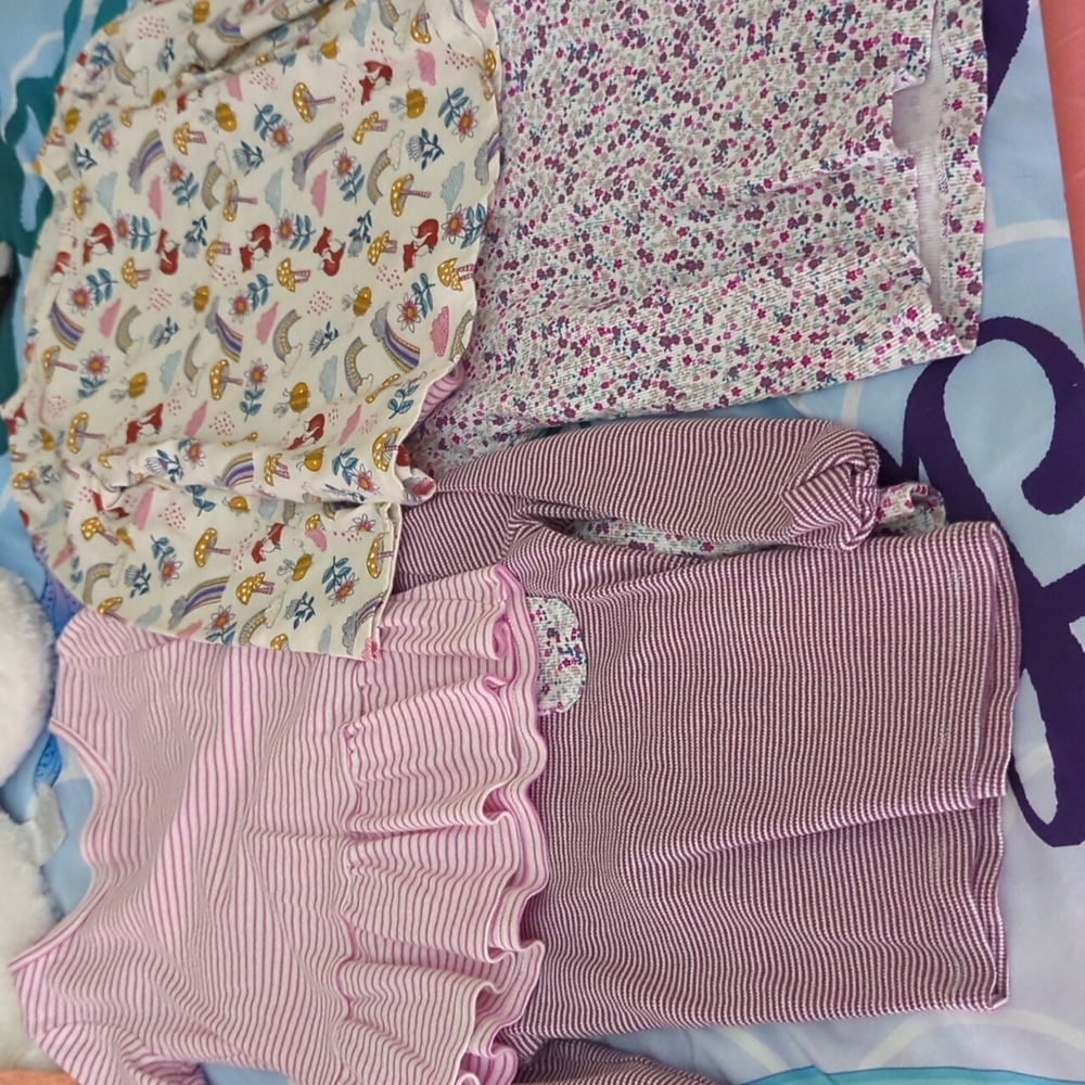 Long sleeved blouses